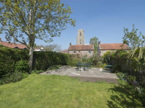 2 bed in Trunch KT035